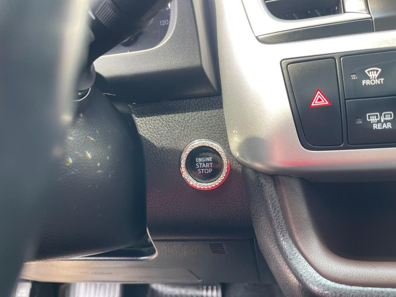 Toyota Highlander Vehicle Image 25