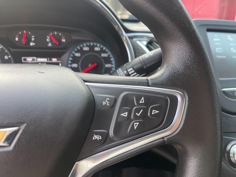 Chevrolet Malibu Vehicle Image 23