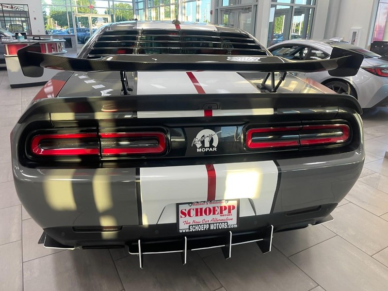 Dodge Challenger Vehicle Image 04
