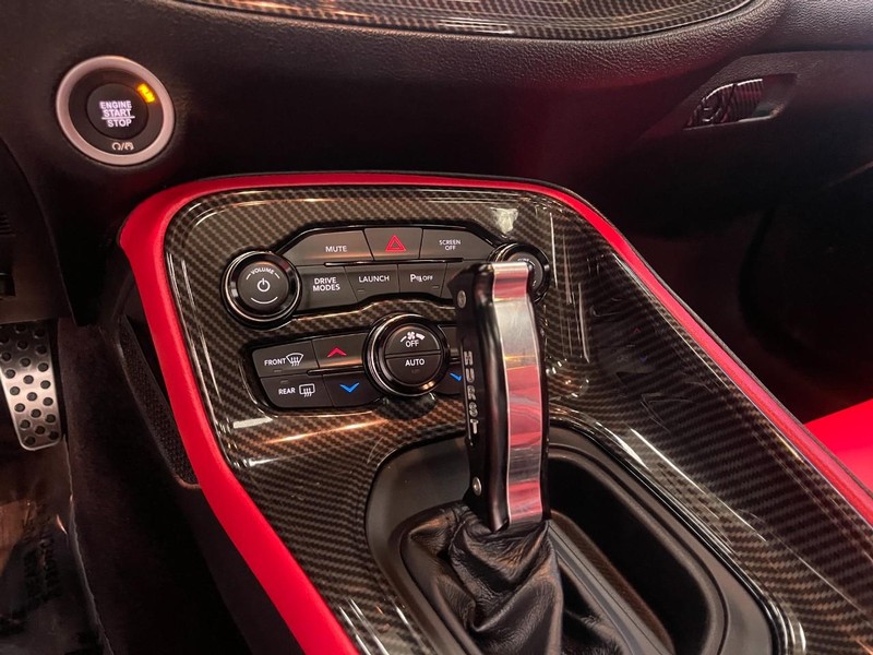 Dodge Challenger Vehicle Image 32
