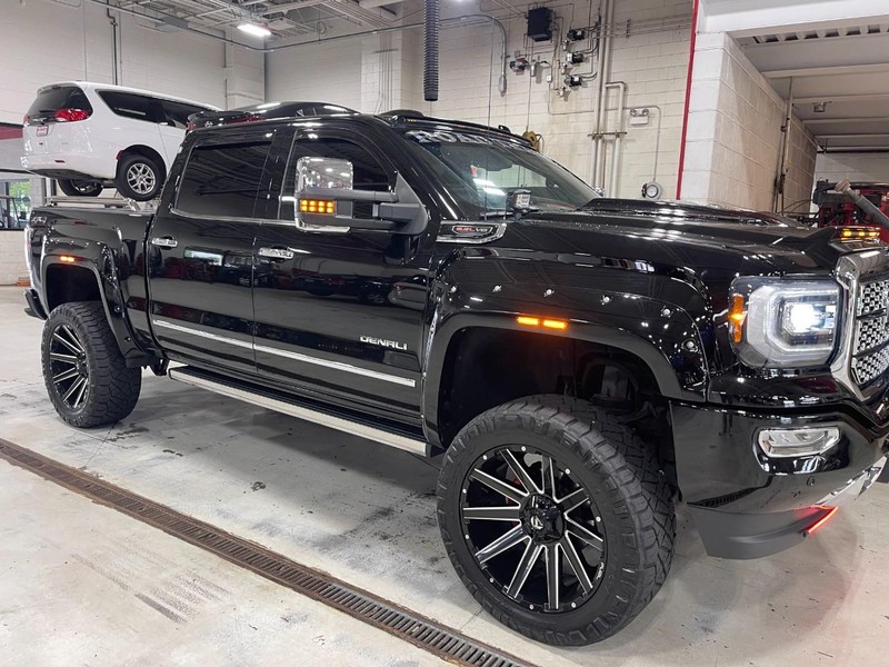 GMC Sierra 1500 Vehicle Image 03