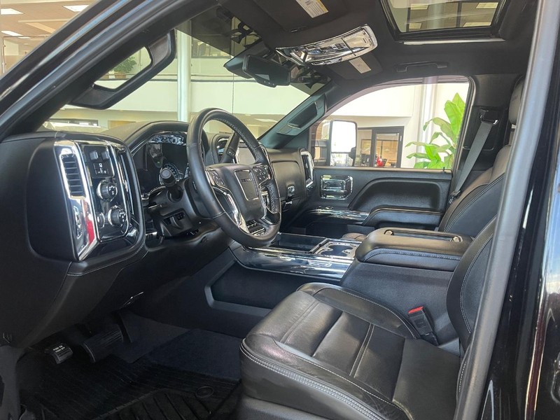 GMC Sierra 1500 Vehicle Image 38