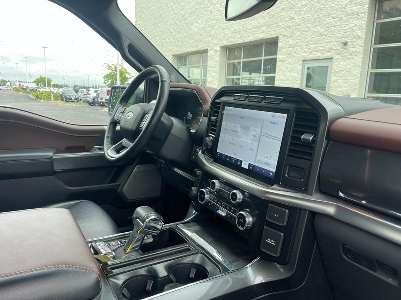 Ford F-150 Vehicle Image 02