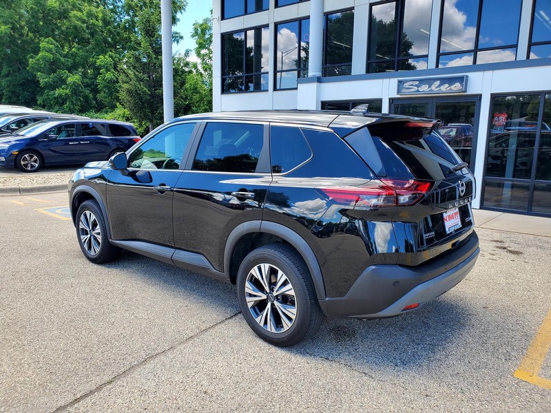 Nissan Rogue Vehicle Image 07