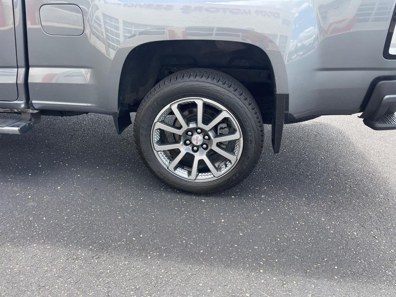 GMC Canyon Vehicle Image 05