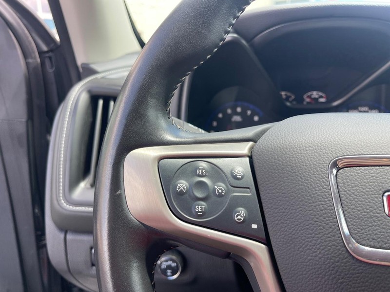 GMC Canyon Vehicle Image 24