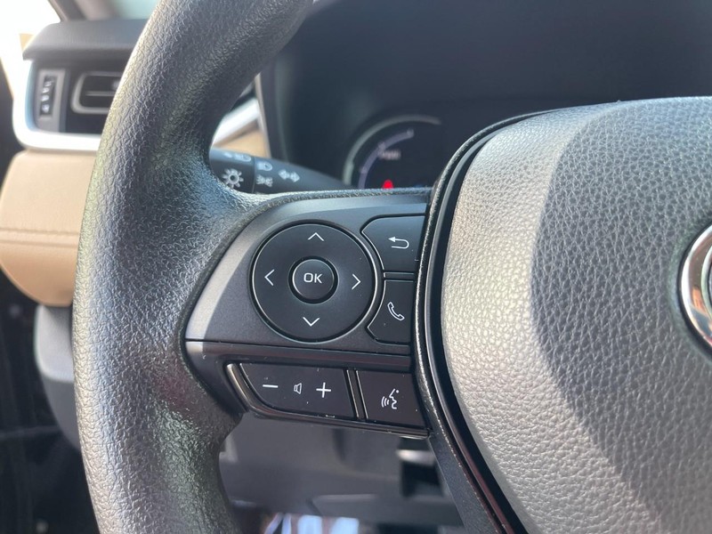 Toyota RAV4 Vehicle Image 22