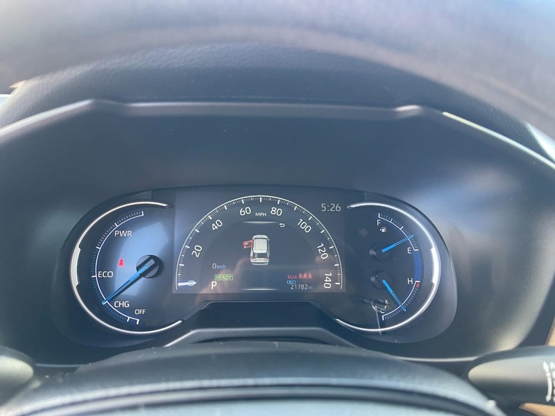Toyota RAV4 Vehicle Image 24