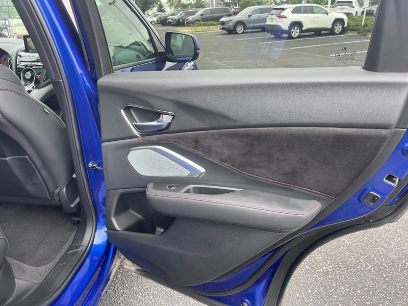 Acura RDX Vehicle Image 13