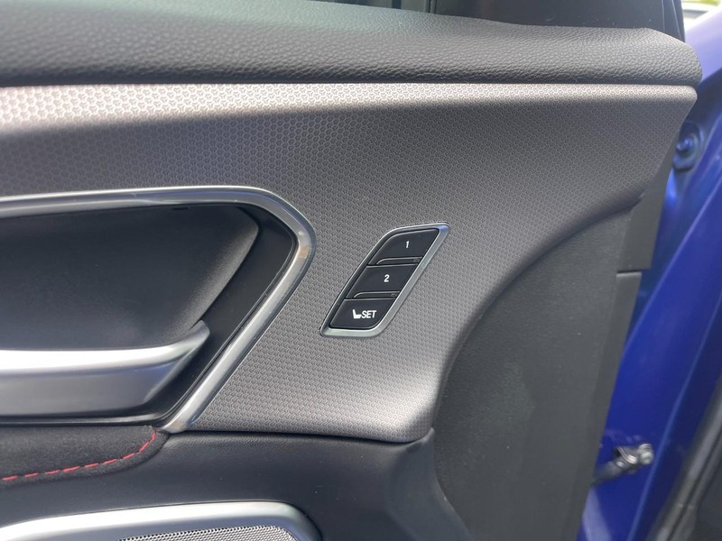 Acura RDX Vehicle Image 21