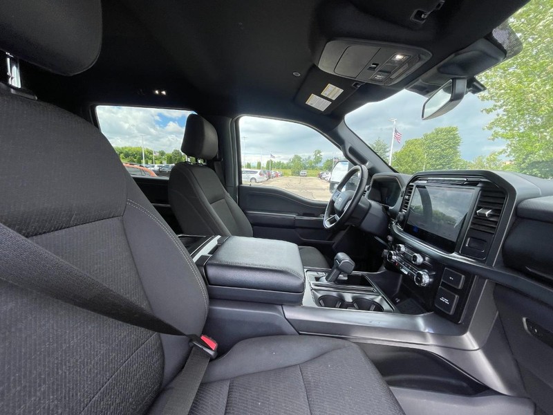 Ford F-150 Vehicle Image 03