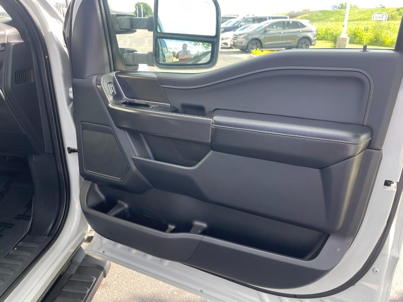 Ford F-150 Vehicle Image 11