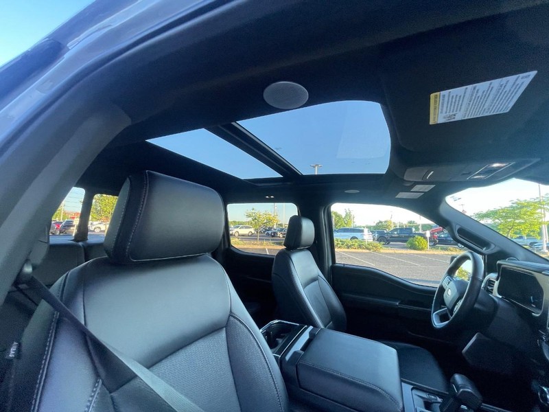 Ford F-150 Vehicle Image 10