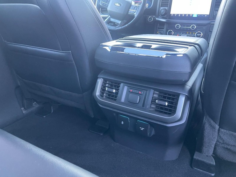 Ford F-150 Vehicle Image 16