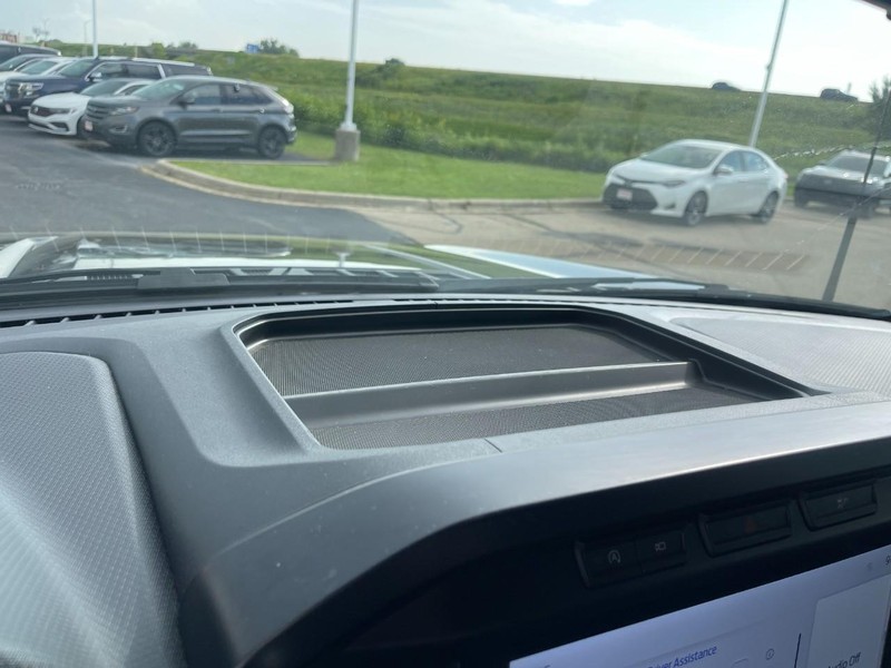 Ford F-150 Vehicle Image 32