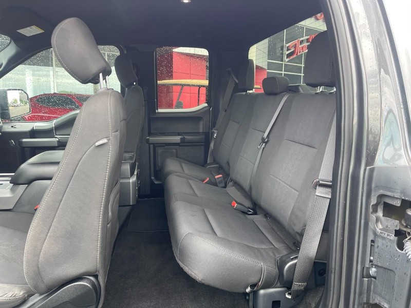 Ford F-150 Vehicle Image 10