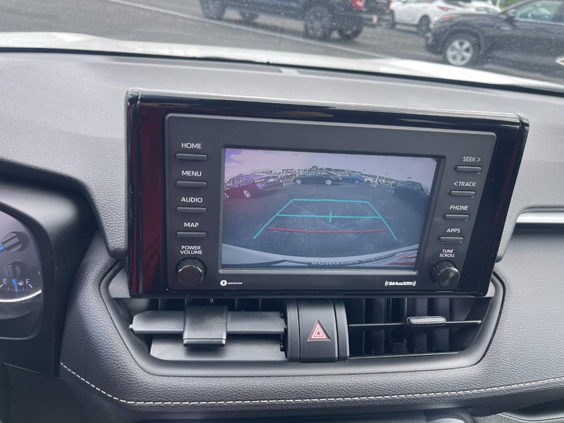 Toyota RAV4 Hybrid Vehicle Image 24