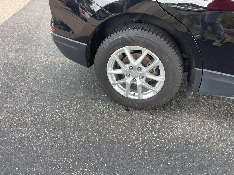Chevrolet Equinox Vehicle Image 08