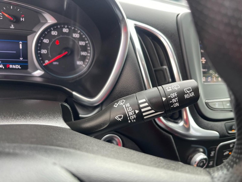 Chevrolet Equinox Vehicle Image 25