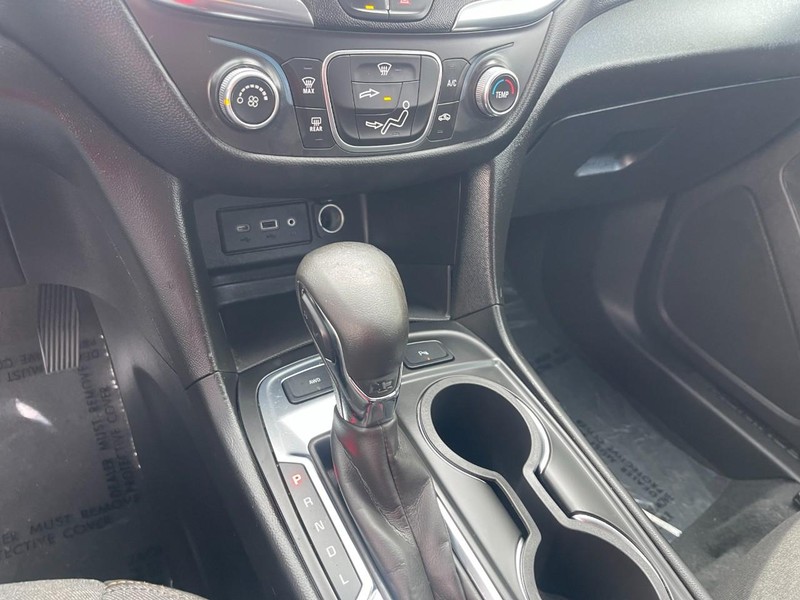 Chevrolet Equinox Vehicle Image 28