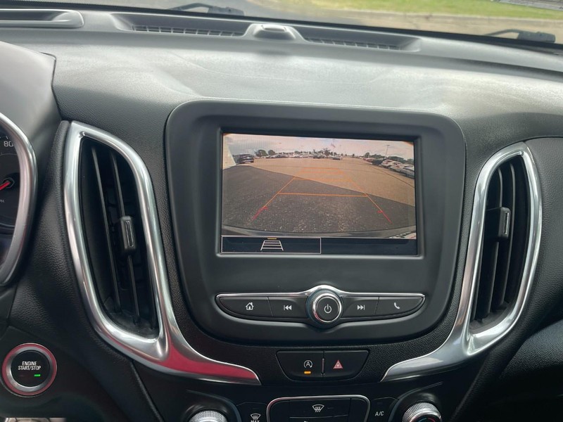 Chevrolet Equinox Vehicle Image 30
