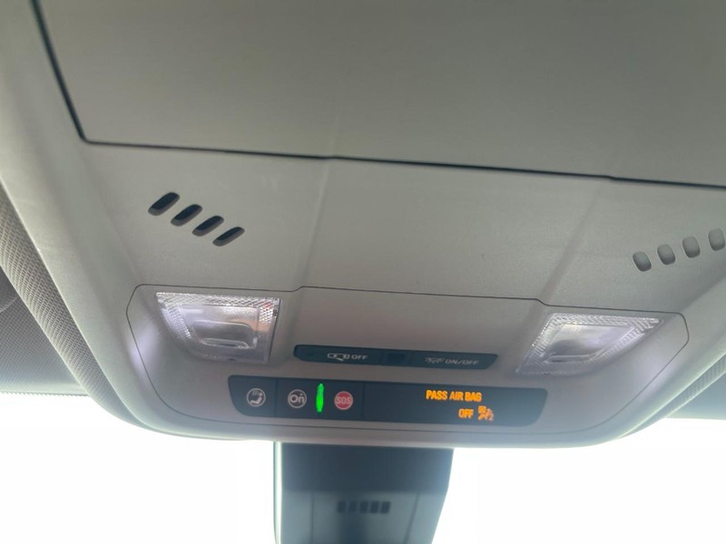 Chevrolet Equinox Vehicle Image 31