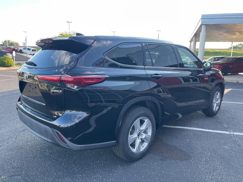 Toyota Highlander Hybrid Vehicle Image 03