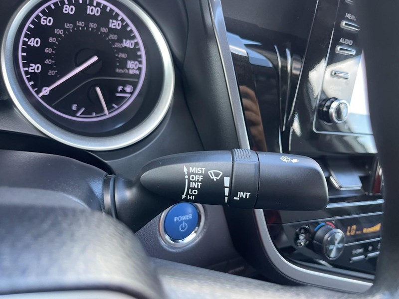 Toyota Camry Vehicle Image 23