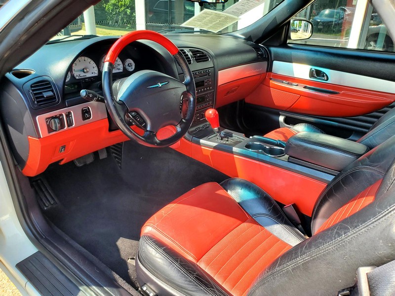 Ford Thunderbird Vehicle Image 08