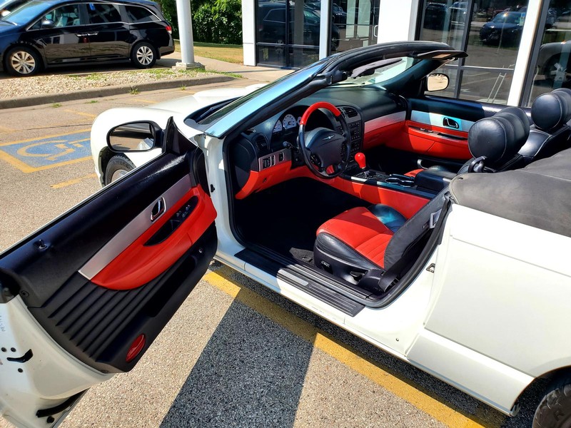 Ford Thunderbird Vehicle Image 21