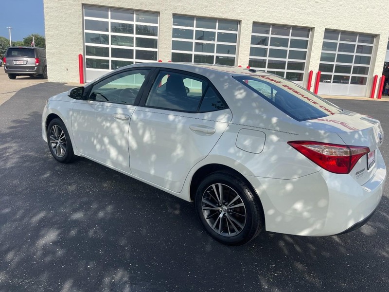 Toyota Corolla Vehicle Image 04