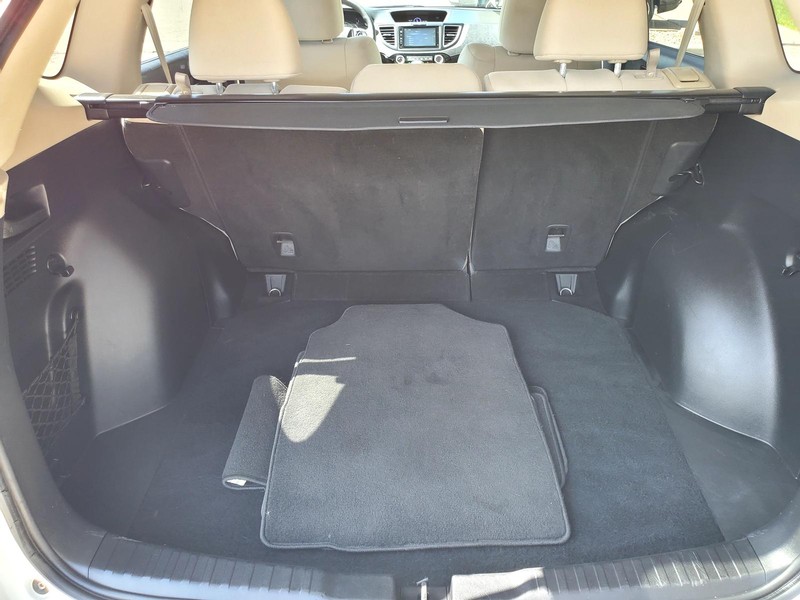Honda CR-V Vehicle Image 15