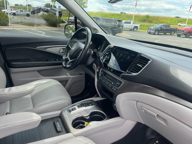 Honda Pilot Vehicle Image 10