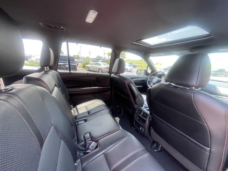 Honda Passport Vehicle Image 14