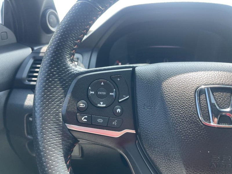 Honda Passport Vehicle Image 21