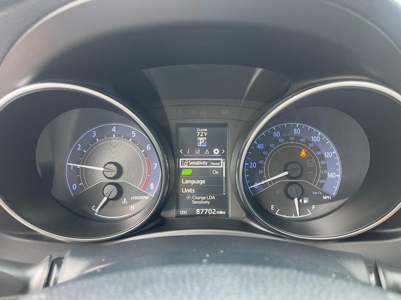 Toyota Corolla iM Vehicle Image 20