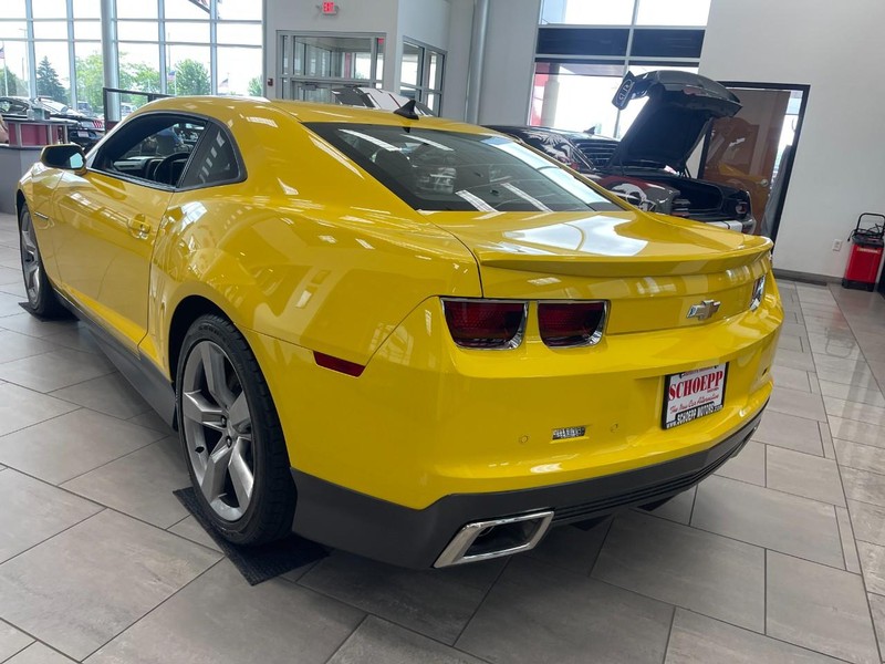 Chevrolet Camaro Vehicle Image 04