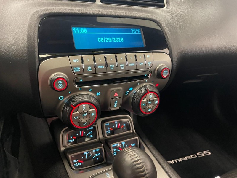 Chevrolet Camaro Vehicle Image 31