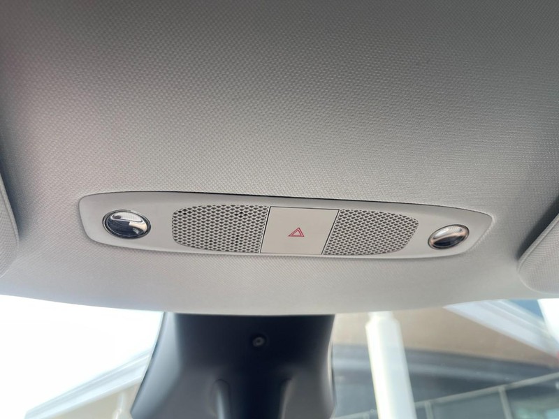 Tesla Model Y Vehicle Image 22
