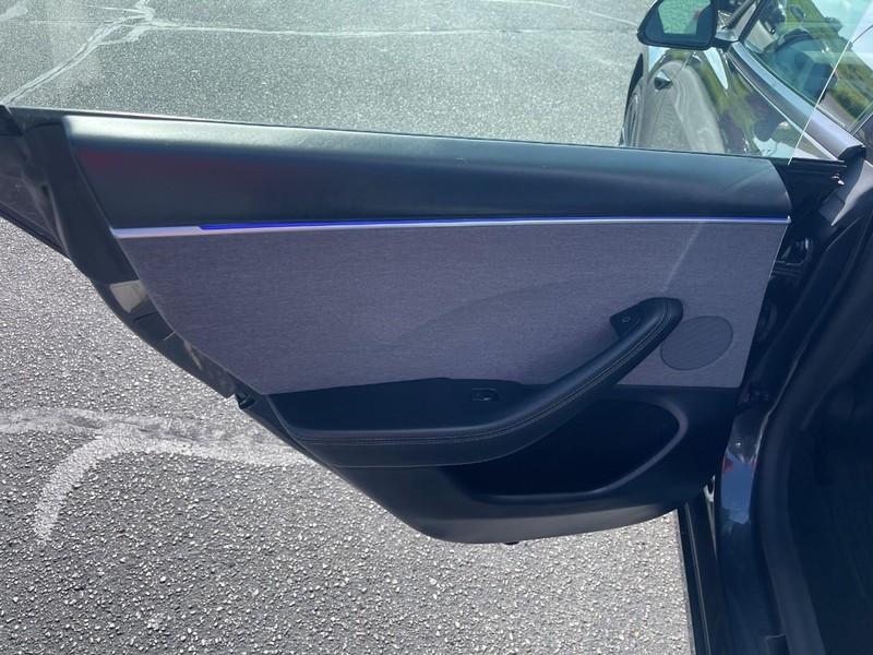 Tesla Model 3 Vehicle Image 16