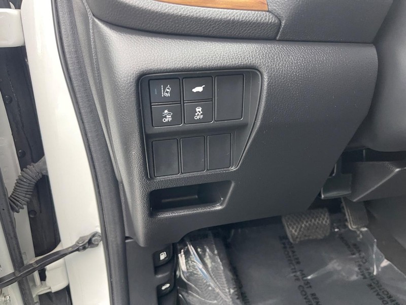 Honda CR-V Vehicle Image 25