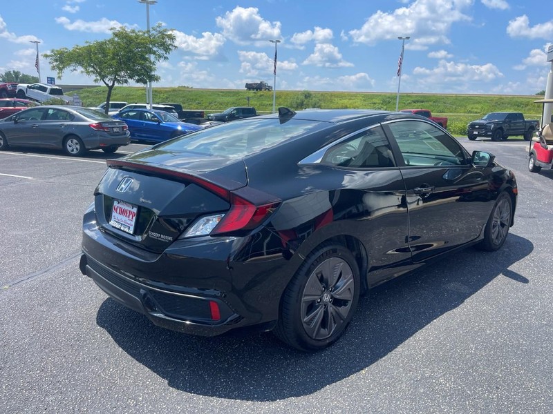 Honda Civic Coupe Vehicle Image 03