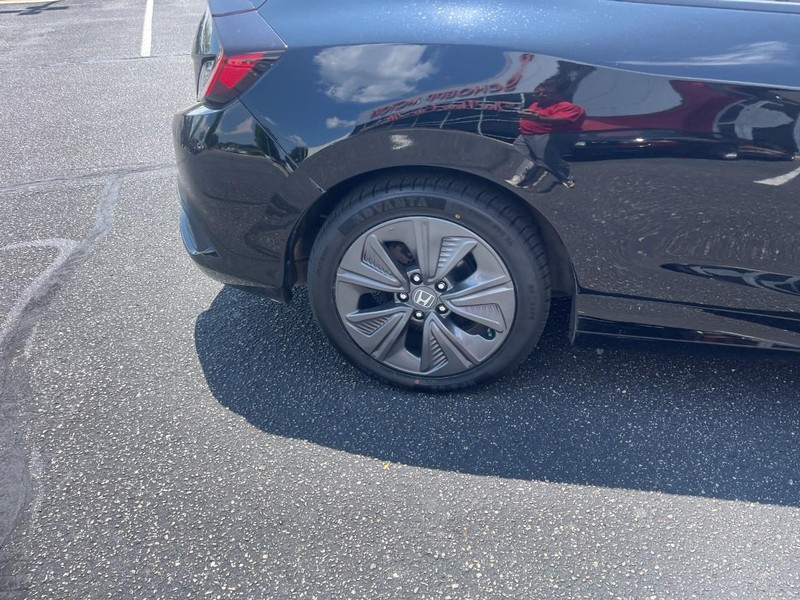 Honda Civic Coupe Vehicle Image 08