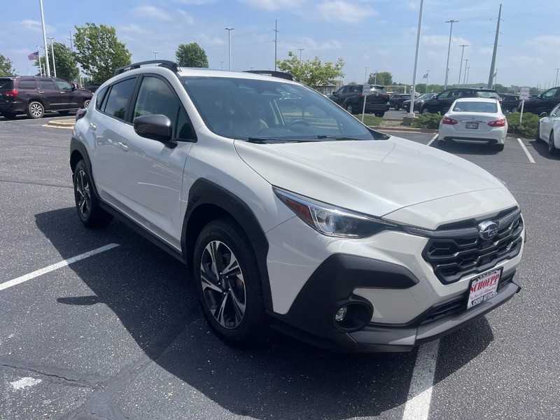 Subaru Crosstrek Vehicle Image 02