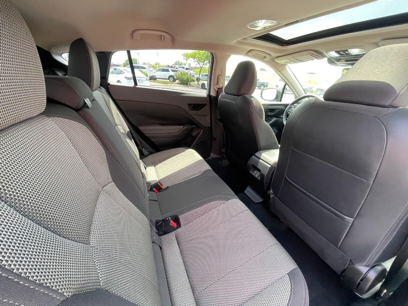 Subaru Crosstrek Vehicle Image 13