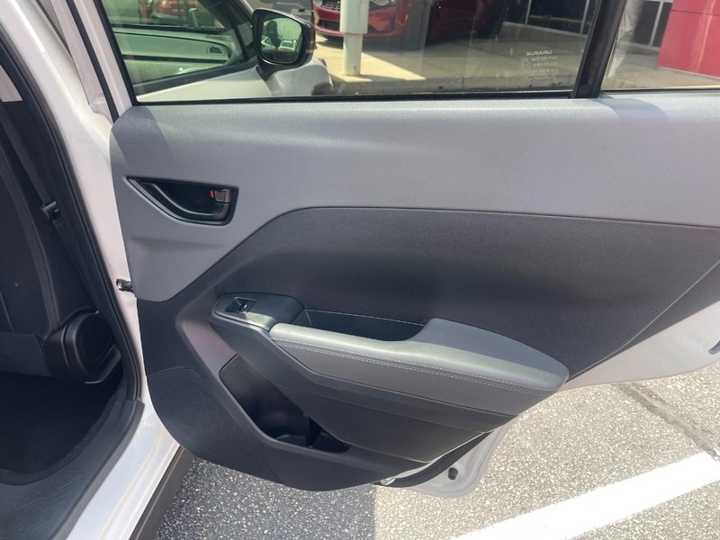 Subaru Crosstrek Vehicle Image 15
