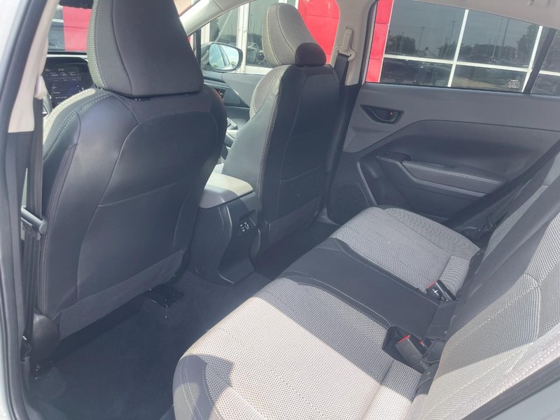 Subaru Crosstrek Vehicle Image 17