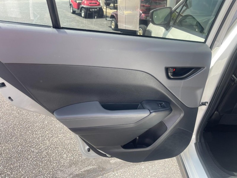 Subaru Crosstrek Vehicle Image 18
