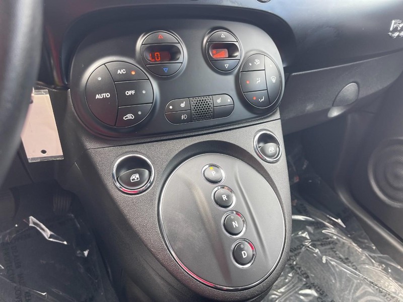 FIAT 500e Vehicle Image 20