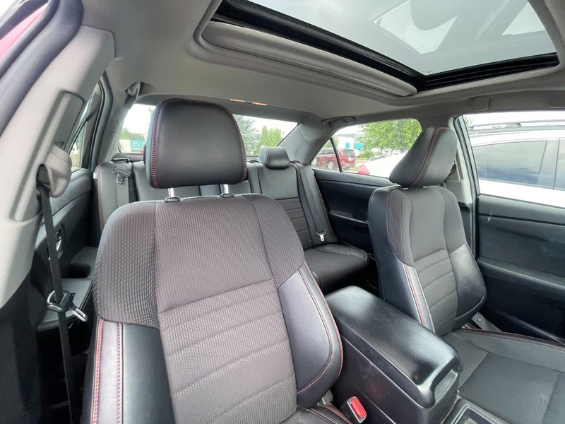 Toyota Camry Vehicle Image 06